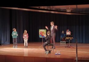 01 Magicna komedija 05-03-2023