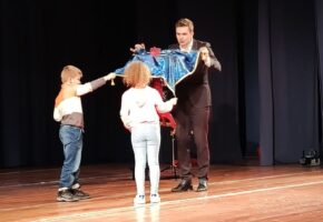 04 Magicna komedija 05-03-2023