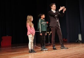 08 Magicna komedija 05-03-2023