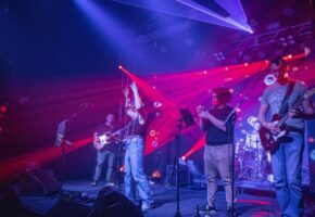 11 Party Animals-Studio 21-04-2023